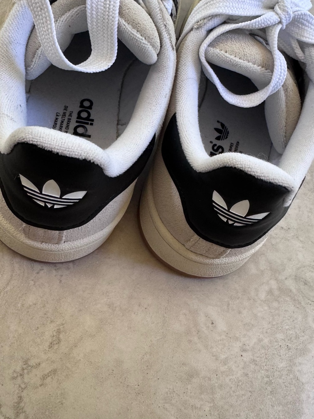 adidas Cream Sneakers with Black Stripes and Heel Tab - Picture 7 of 9